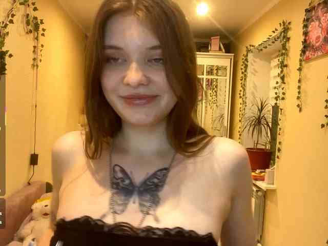 BettieClemence webcam