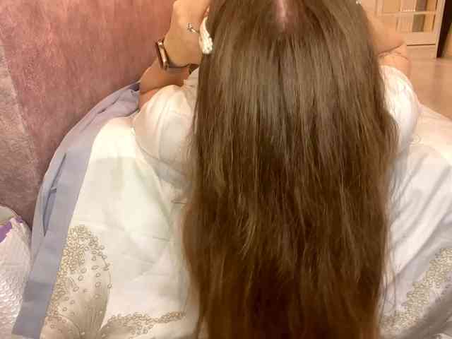 BettieClemence webcam