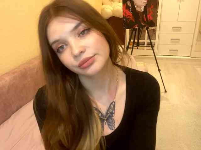 BettieClemence webcam