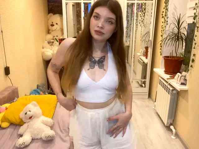 BettieClemence webcam