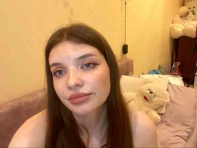 BettieClemence webcam