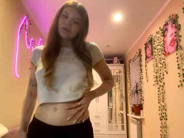 BettieClemence webcam