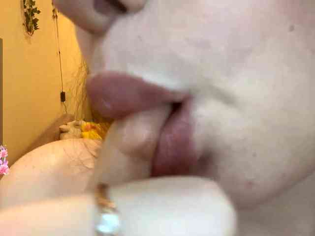 BettieClemence webcam