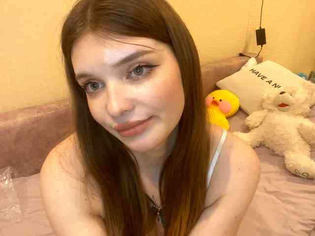 BettieClemence webcam