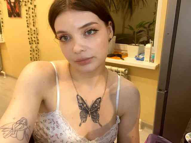 BettieClemence webcam