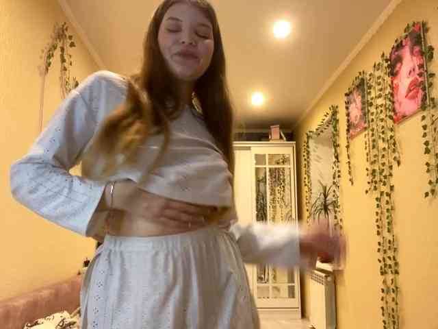 BettieClemence webcam