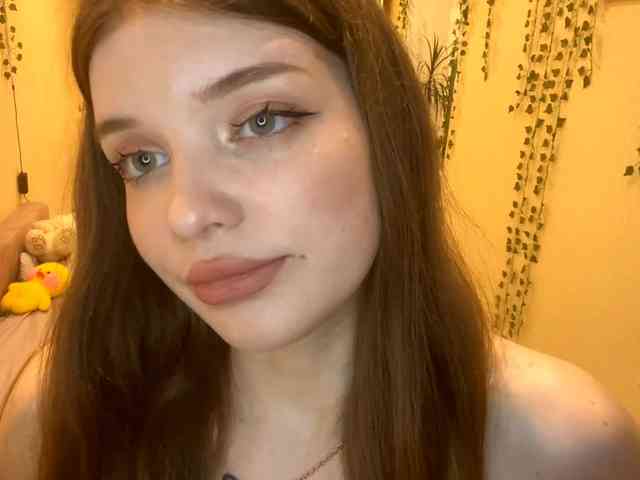 BettieClemence webcam