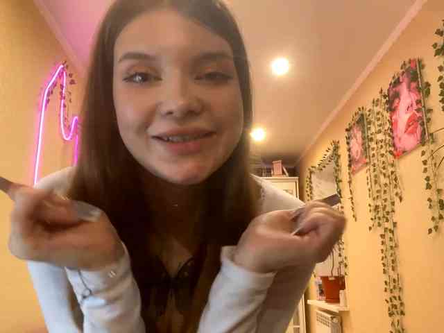 BettieClemence webcam