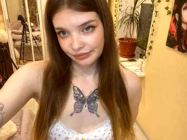 BettieClemence webcam