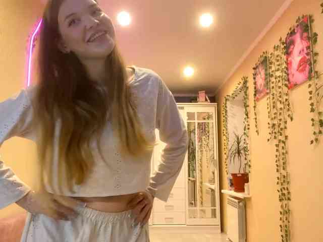 BettieClemence webcam