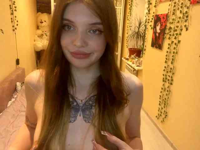 BettieClemence webcam