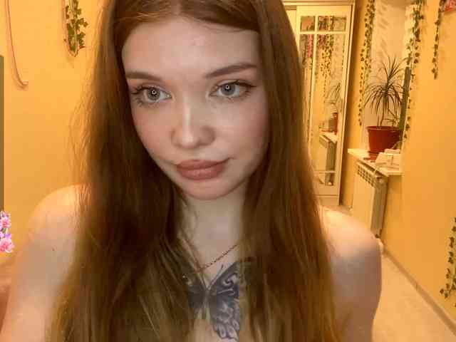 BettieClemence webcam