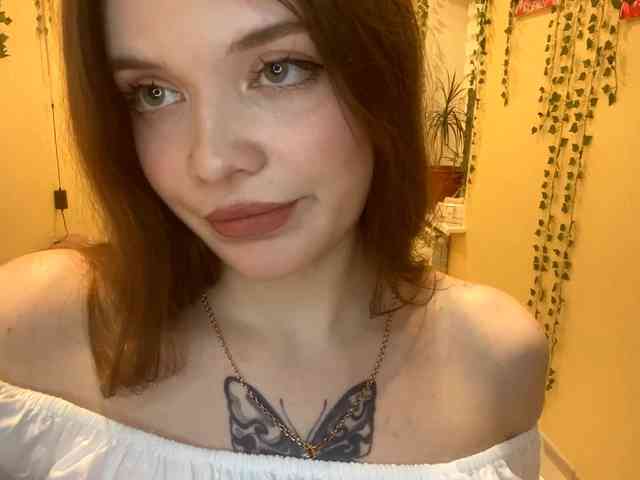 BettieClemence webcam