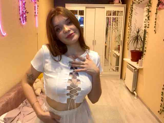 BettieClemence webcam