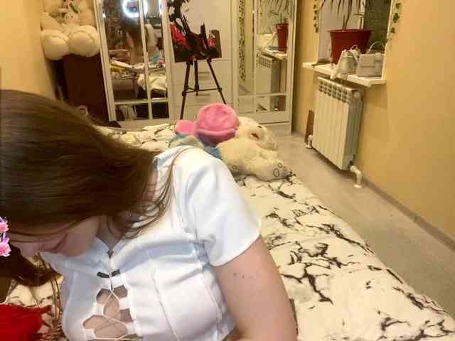 BettieClemence webcam