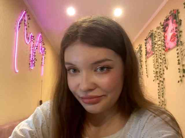 BettieClemence webcam