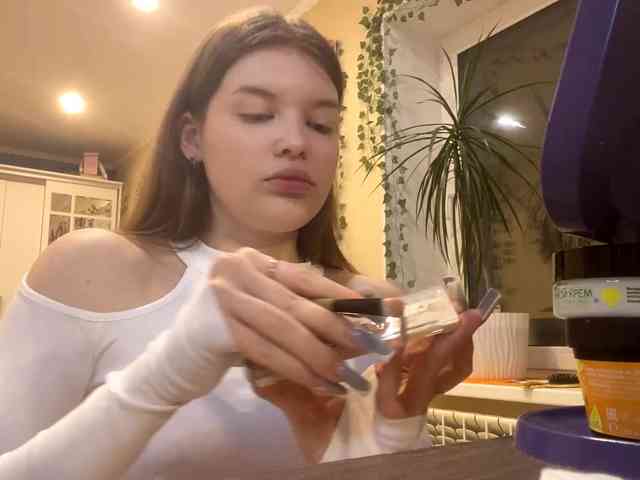 BettieClemence webcam