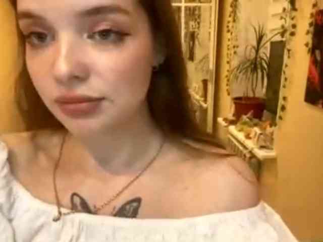 BettieClemence webcam