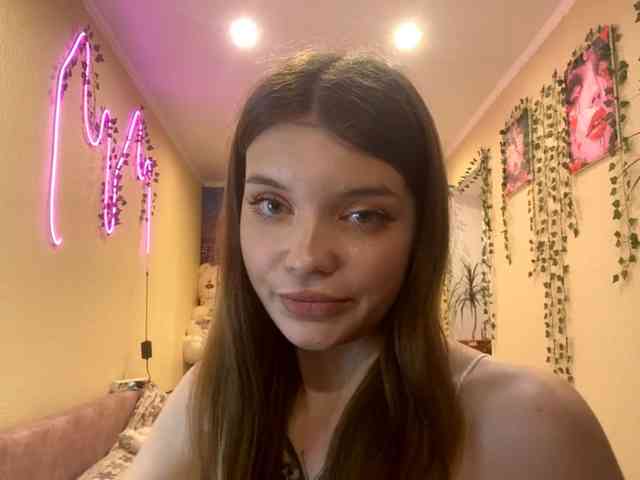 BettieClemence webcam