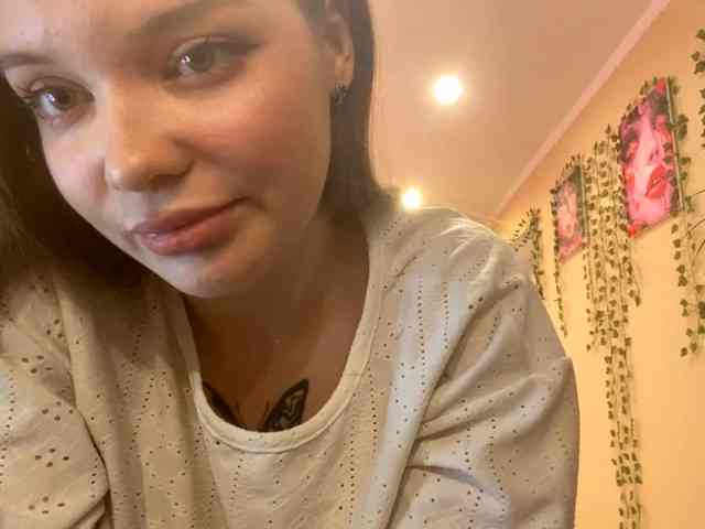 BettieClemence webcam