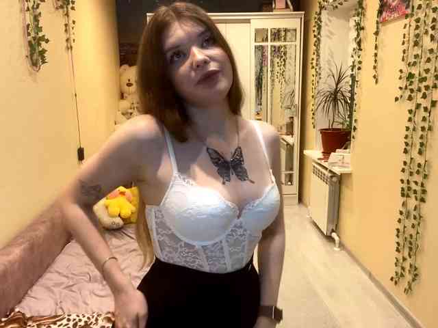 BettieClemence webcam