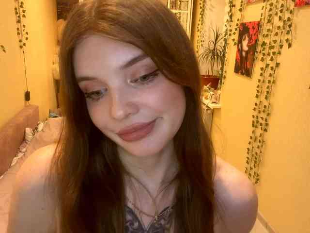 BettieClemence webcam