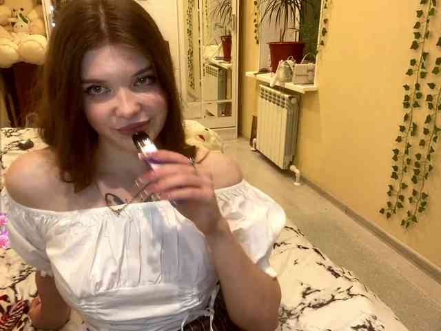 BettieClemence webcam