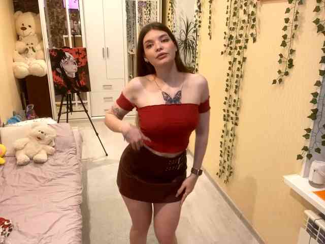 BettieClemence webcam