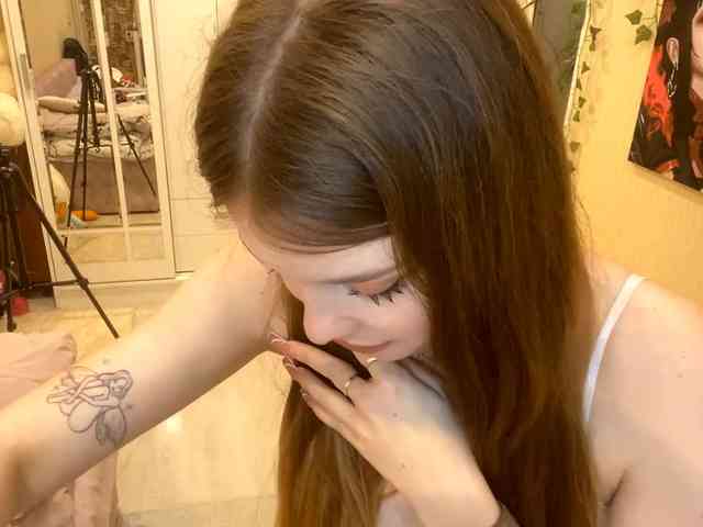 BettieClemence webcam