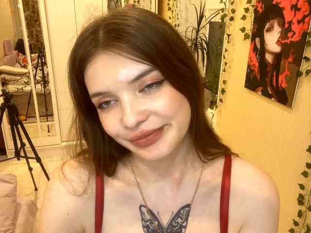 BettieClemence webcam