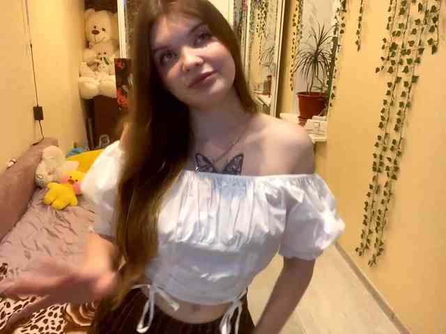 BettieClemence webcam