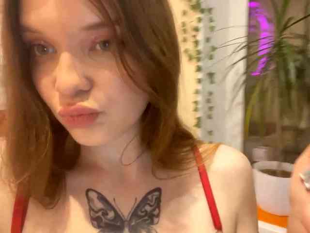 BettieClemence webcam