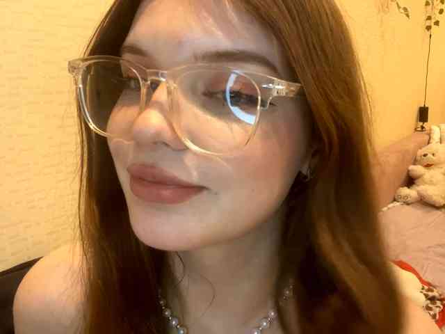 BettieClemence webcam