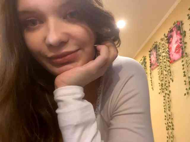 BettieClemence webcam