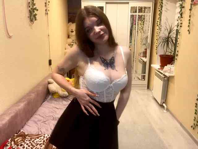 BettieClemence webcam