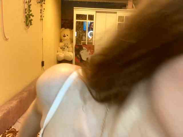 BettieClemence webcam