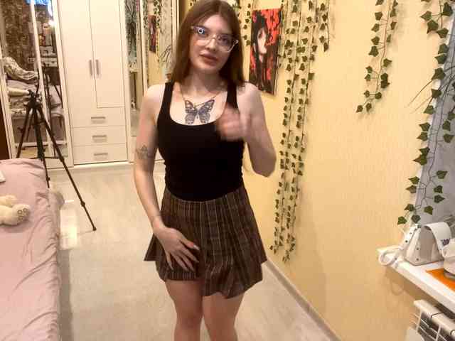 BettieClemence webcam