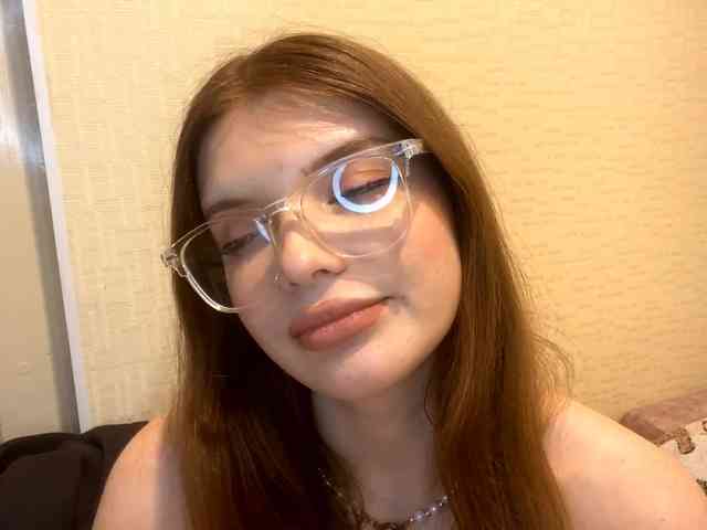 BettieClemence webcam