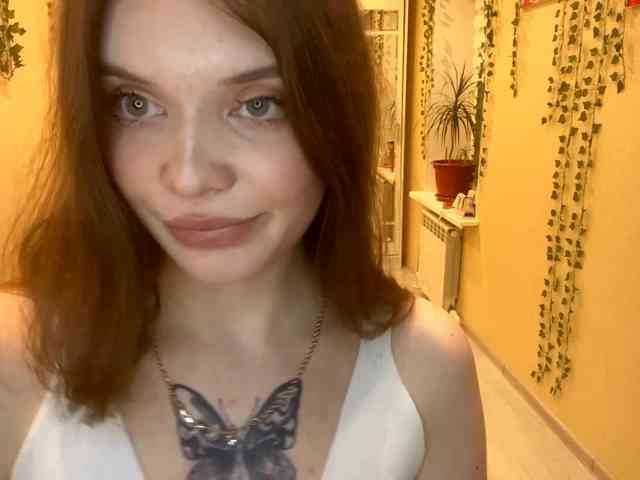 BettieClemence webcam