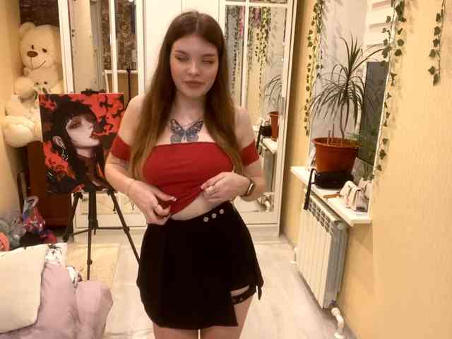 BettieClemence webcam