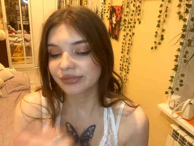 BettieClemence webcam