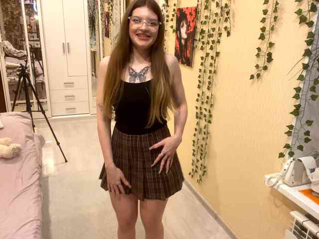 BettieClemence webcam