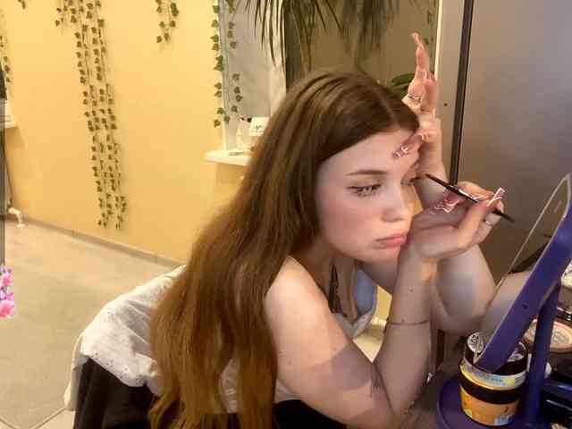 BettieClemence webcam