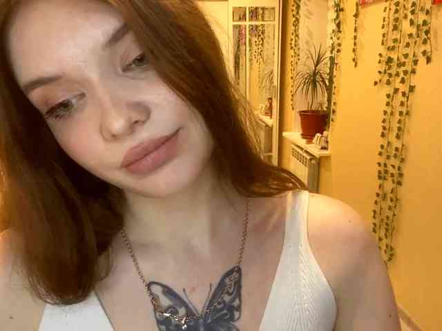 BettieClemence webcam