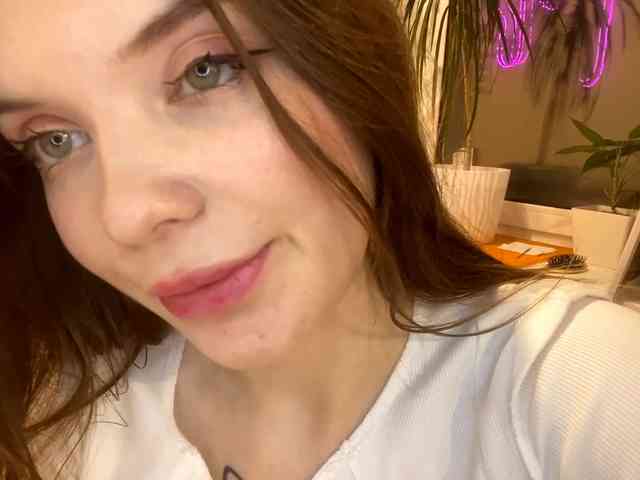 BettieClemence webcam