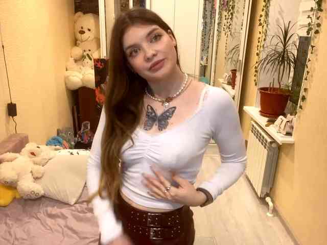 BettieClemence webcam