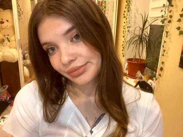 BettieClemence webcam