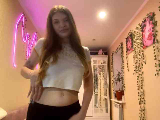 BettieClemence webcam