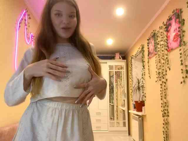 BettieClemence webcam