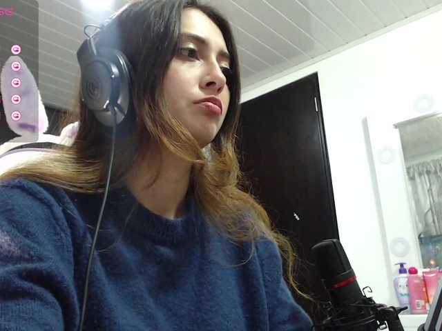 Amylov342's BongaCams show and profile